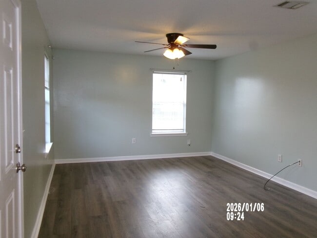 Foto del edificio - 3BR/1.5BA Single Family Home in Gautier - Rent $1200.00