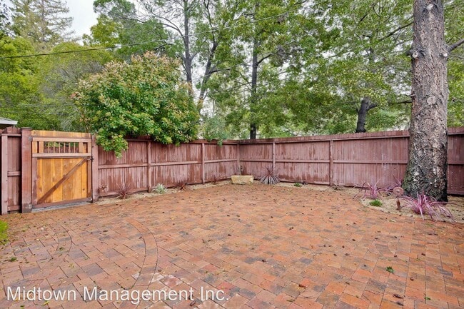 Building Photo - 2 br, 2 bath House - 832 Los Robles Ave