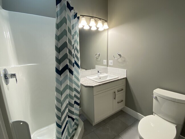 Photo du bâtiment - 1200 Strathmore St