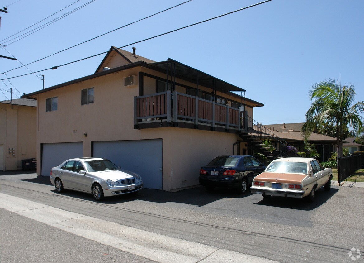 Foto del edificio - 7631 Amazon Dr