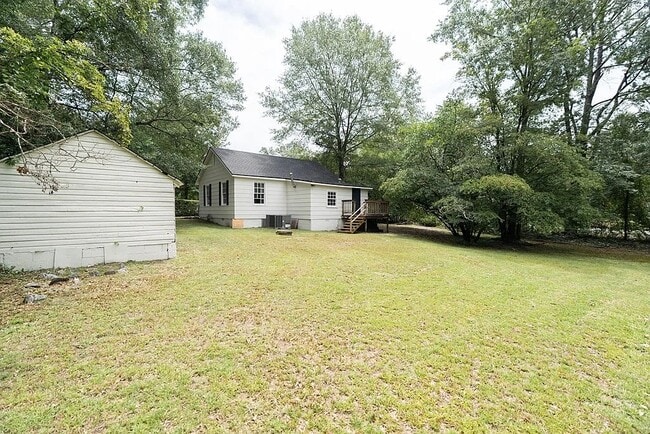 Building Photo - 1405 Hunt Ave