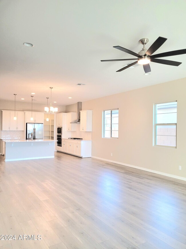 Building Photo - 21866 E Stirrup Ct