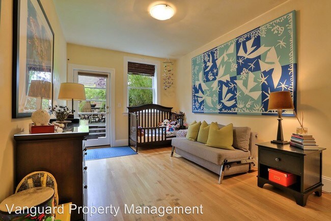 Foto del edificio - 1734 Waller St