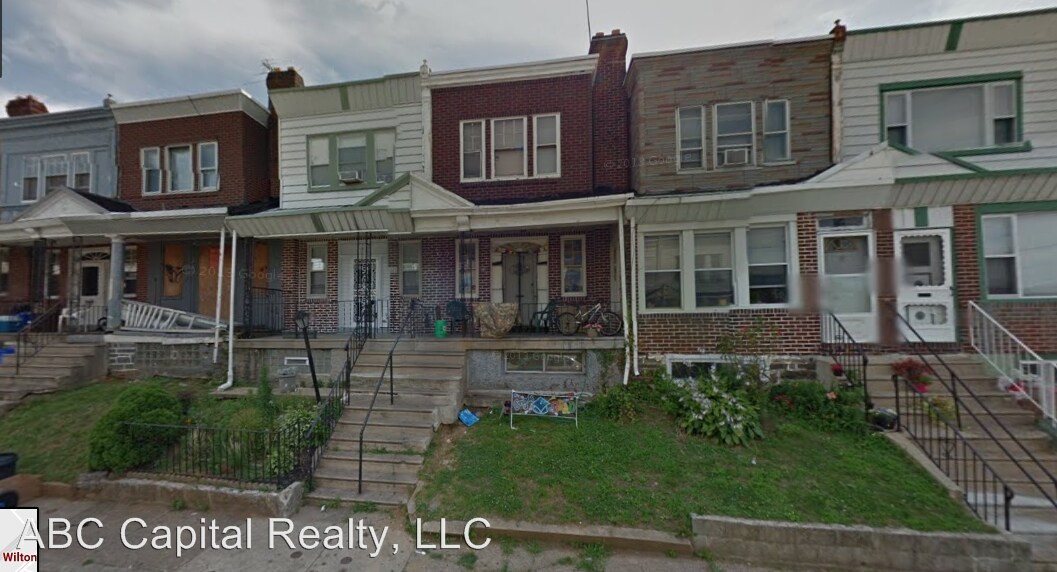 Primary Photo - 1618 S Wilton St