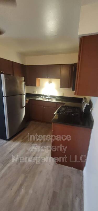 Foto del edificio - 5710 108th St