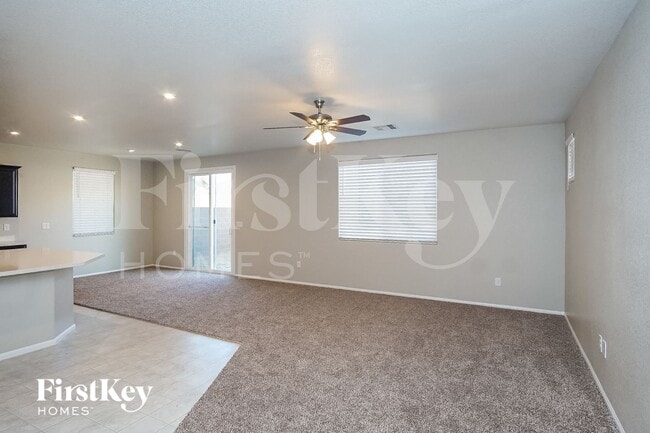 Foto del edificio - 4515 Cradle Cliff St