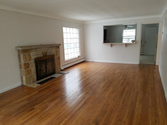 Foto del edificio - 10371 Albion Rd