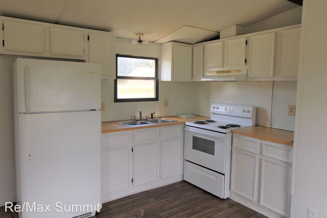 Building Photo - 3 br, 2 bath House - 3265 Peach Orchard Road
