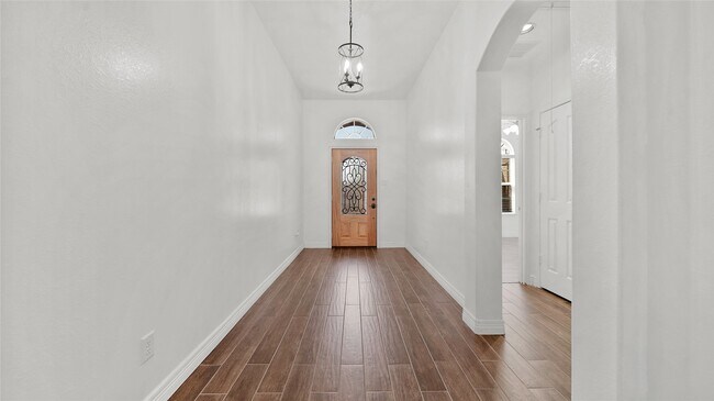 Foto del edificio - 6439 Brimridge Ln