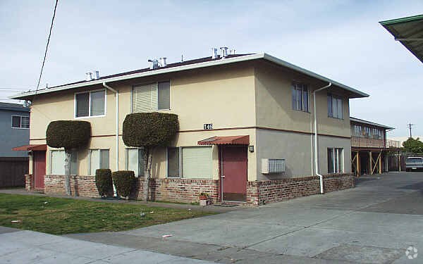 Building Photo - 146 N Idaho St