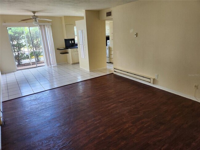 Building Photo - 701 Pasadena Ave S
