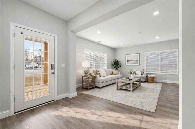 Foto del edificio - 450 Oliver Ridge Dr