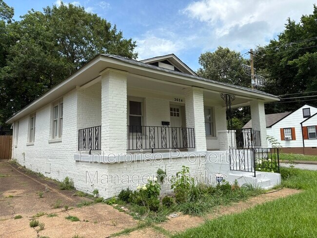 Foto del edificio - 3624 Marion Ave