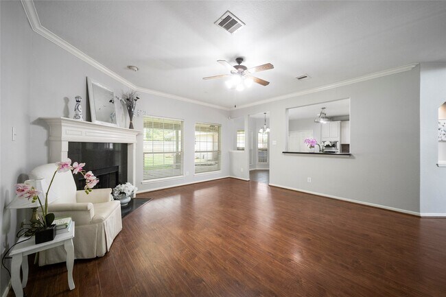 Foto del edificio - 312 Falcon Lake Dr