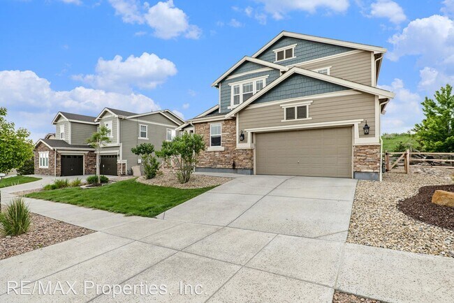 Building Photo - 5 br, 3.5 bath House - 1230 Crown Haven Cir.