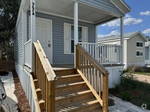 Building Photo - 7250 FL-44