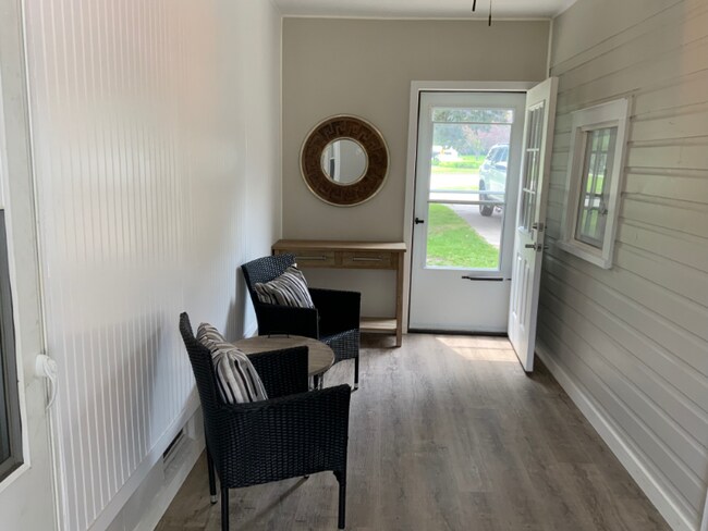 Breezeway between house & garage - 2424 S Memorial Dr