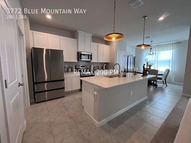 Foto del edificio - 3772 Blue Mountain Wy