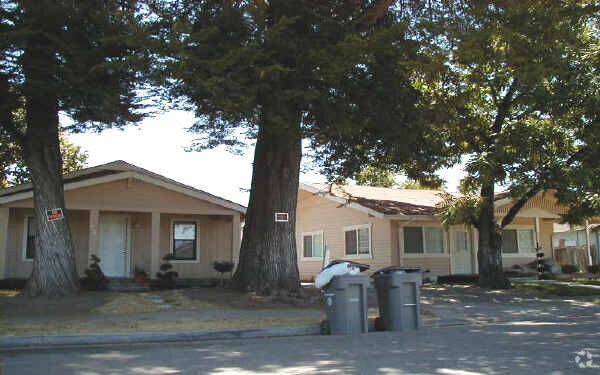 Foto principal - 1010-1012 Grand Ave