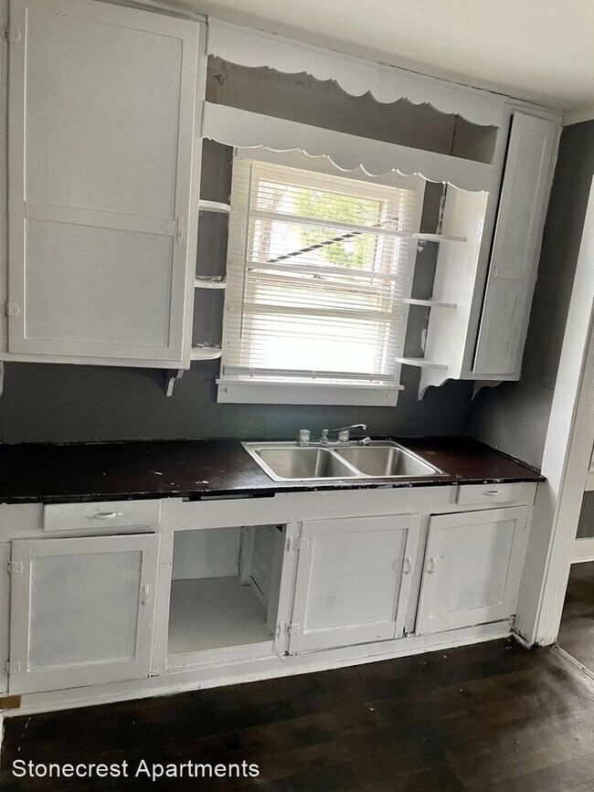 Building Photo - 2 br, 1 bath House - 1124 West 23rd St