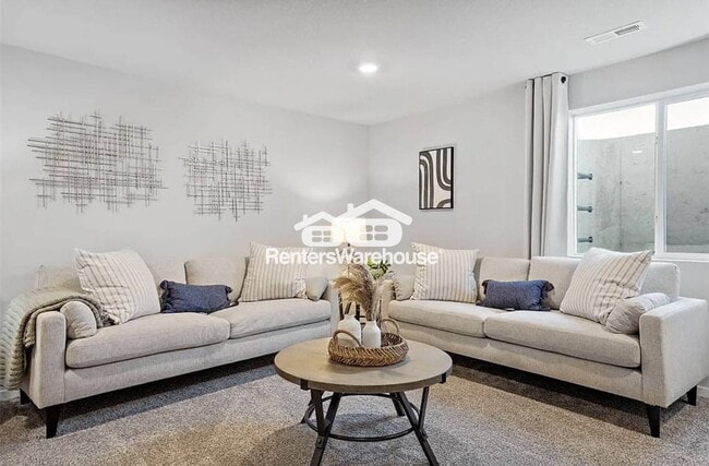 Foto del edificio - 2656 SE Fox Valley Dr