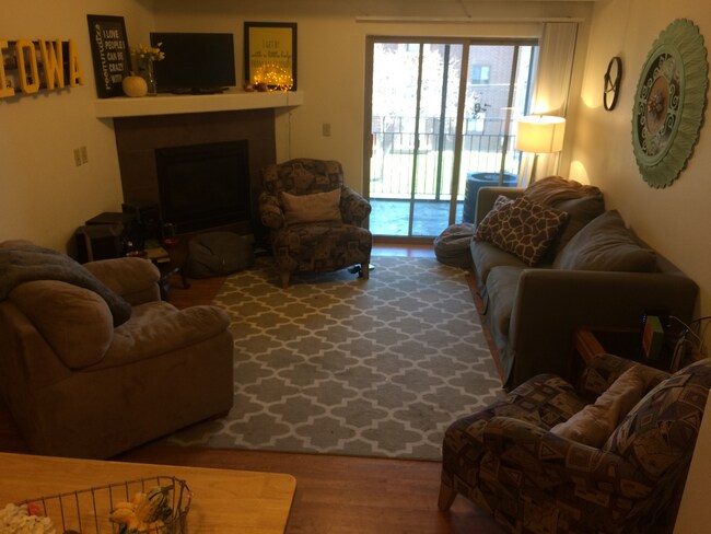 Foto del edificio - 417 S Gilbert St