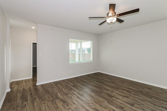 Building Photo - 194 Emma Rose Dr