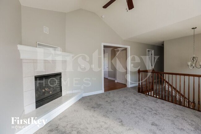 Building Photo - 1030 Bunting Ln