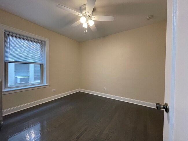 Building Photo - 234 S Maple Ave