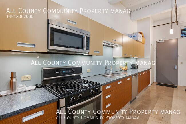 Foto del edificio - 738 Los Angeles St