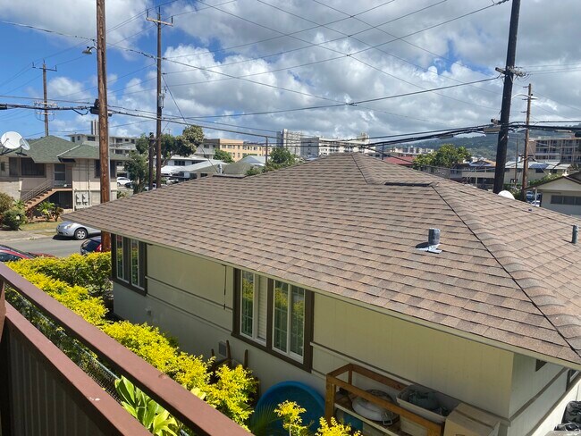 Building Photo - 717 Wiliwili St