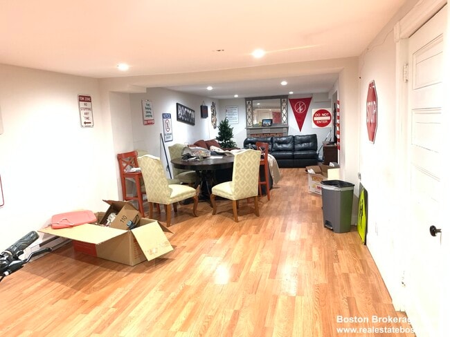 Building Photo - 22 Parker Hill Ave