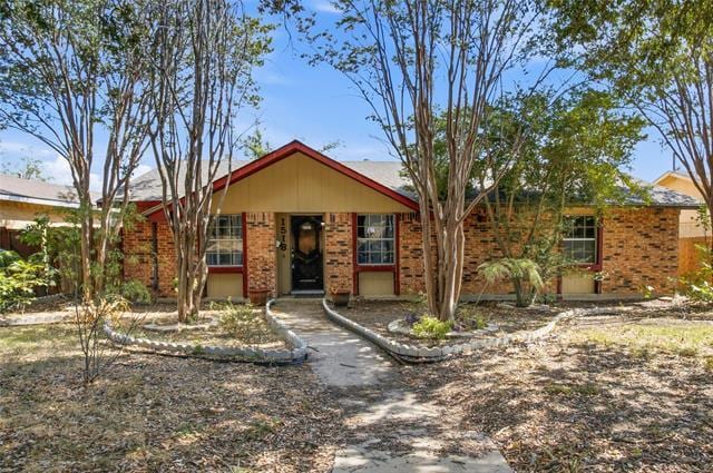 Building Photo - 1518 Camelia Dr