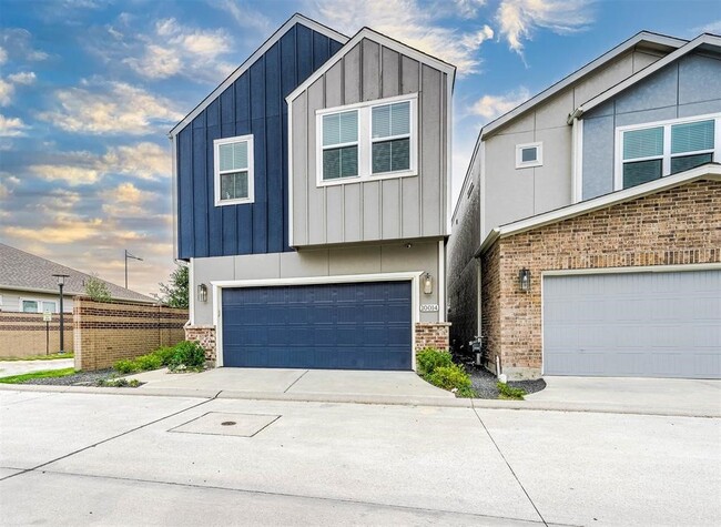 Building Photo - 10014 Waving Grain Ln