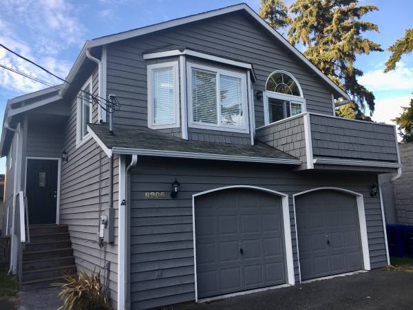 Exterior with balcony - 8906 Corliss Ave N (Seattle, WA)