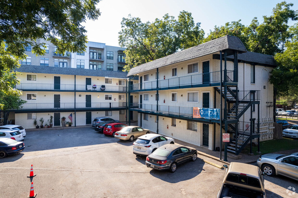 Foto principal - Barton Springs Apartments