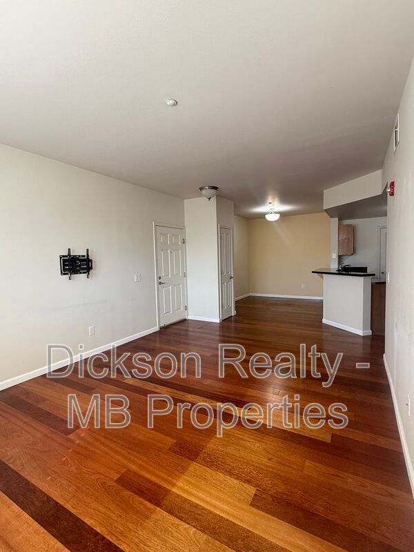 Building Photo - 1450 Idlewild Dr