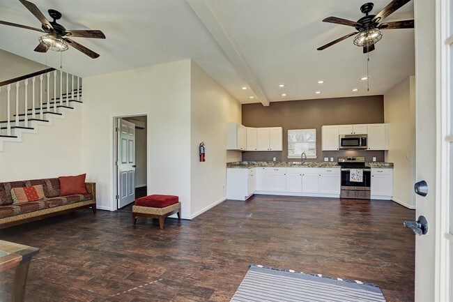 Foto del edificio - 870 Barrell Rd