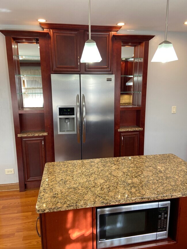 Foto del edificio - 6216 W Lawrence Ave