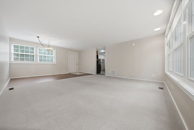 Photo - 330 Triplex Apartment