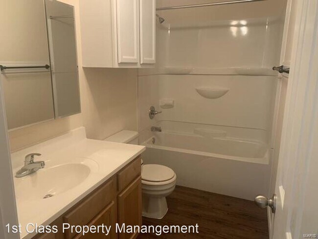 Building Photo - 3 br, 1 bath House - 2900 Cravens Rd