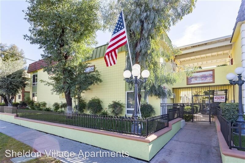 Foto principal - 12030 Sheldon St