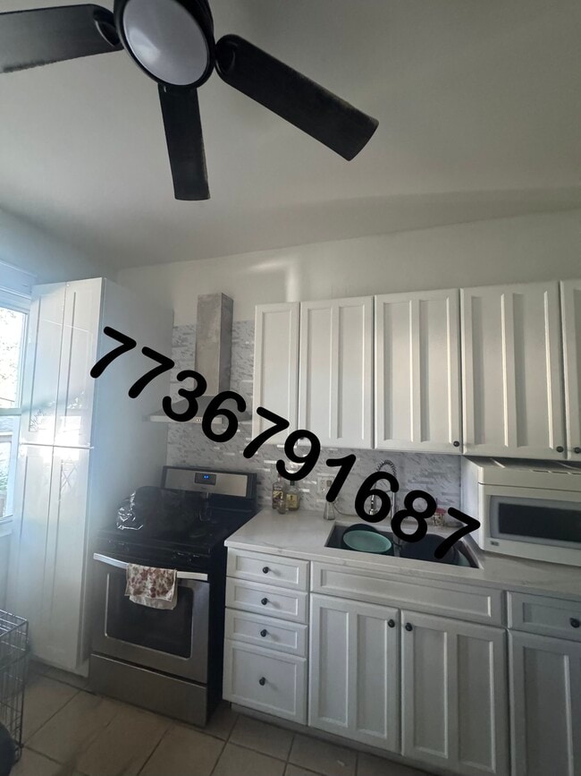 Building Photo - 5424 S Honore St