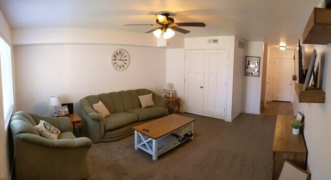 Family Room - 201 E 630 N