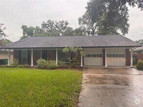 Building Photo - 10710 Chimney Rock Rd