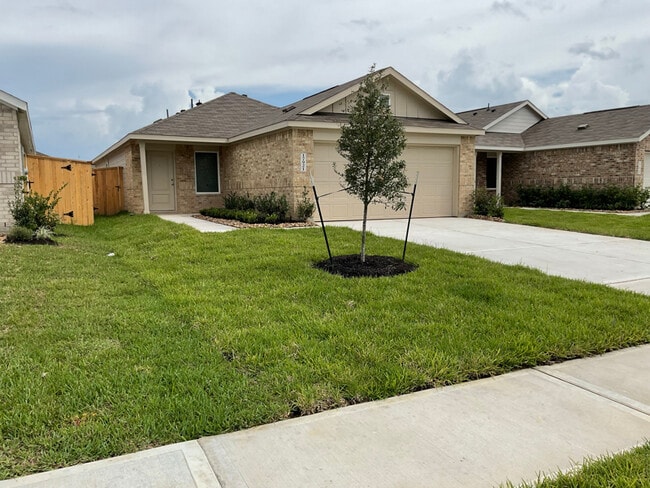 Building Photo - 17921 Valle Cupa Ln