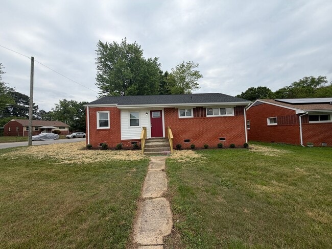 Building Photo - newly renovated 3-bedroom 1 bath