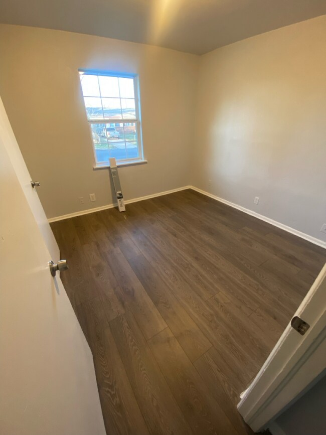 Foto del edificio - Available Now - Cute 3 Bedroom/1 Bath by Chamberlain Park