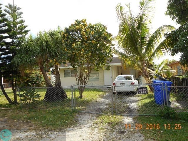 Primary Photo - 6154 Flagler St