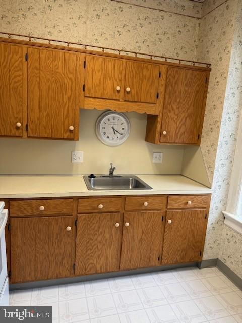 Building Photo - 104 W Main St